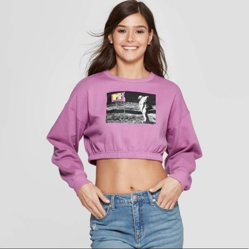 ✨✨ MTV Cropped Purple Sweatshirt✨✨